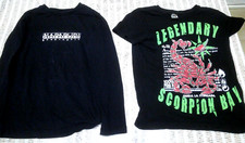 T Shirt NAPAPIJRI  geographic ( Nera  10 - 140; 1 SCORPION BAY (tg. M) .NIRIMA