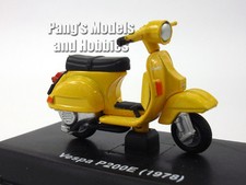 Vespa P200E (1978) 1/32 Scale