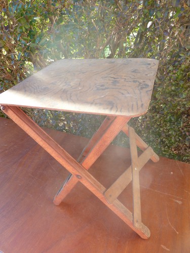 Antico sgabello legno - legno,, pesca