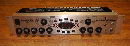 Behringer amp pro - behringer, v-amp
