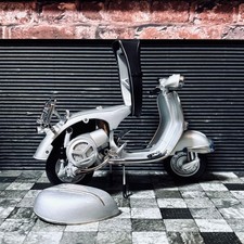 Modellino pressofuso AutoArt