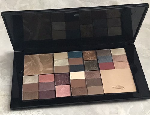 Flawed mary kay filled pro - flawed,