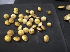 Bottoni  dorati  per uniformi con corona di alloro E.I. anni 70-80