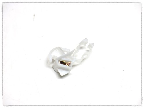 Clip fissaggio carrozzeria - clip,