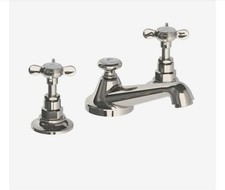 Miscelatore lavabo 3 fori