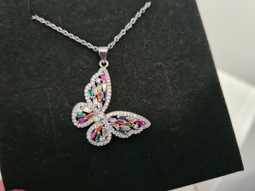 Bellissima collana farfalla - bellissima,
