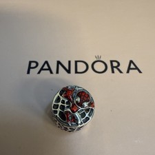 Charm Pandora x Marvel Marvel