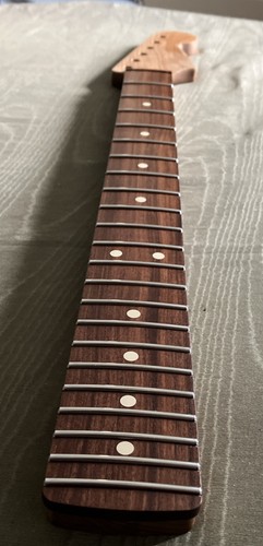 Warmoth lic fender - lic,