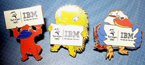 Rara spilla mascots - spilla, "mascots
