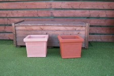 qum 35/3 VASO QUADRATO IN RESINA MILLERIGHE LOMBARDIA