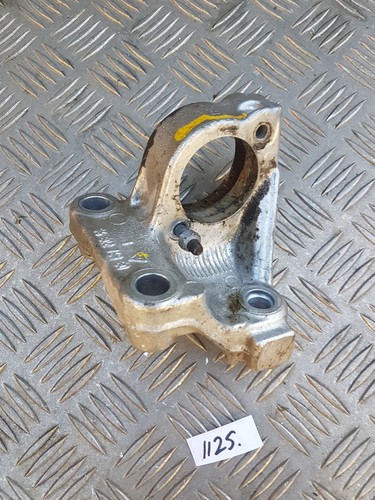 Staffa albero motore fuori