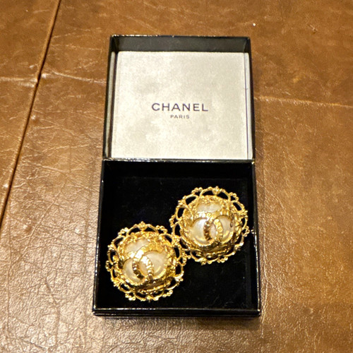 Chanel orecchini perno clip - chanel,