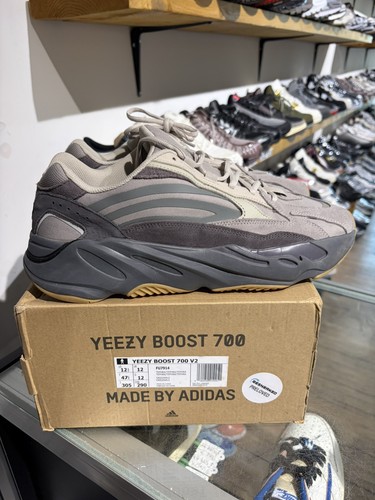 Adidas yeezy boost 700 - adidas,