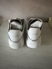 Alexander McQueen 37  CON