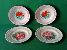 LOTTO 4 VECCHI PIATTI IN FERROSMALTO FERRO SMALTO FLOREALE VINTAGE. DA57