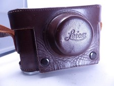 Rara custodia rigida Leica in