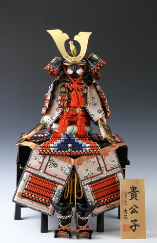 Bambola armatura samurai
