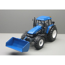 TRATTORE NEW HOLLAND 8360 1:32