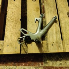 Pedana Pedale poggiapiedi posteriore destro Suzuki GSF Bandit 650 2005-2006