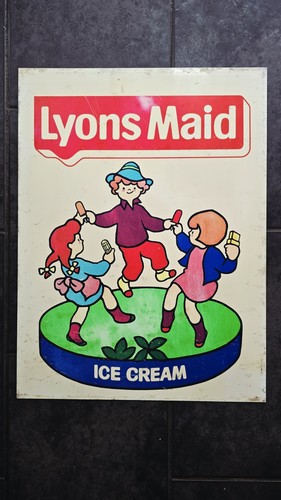 Genuine vintage 1970 lyons - genuine, 'lyons