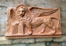 Bassorilievo leone di San