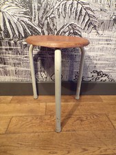 TABOURET TRIPODE-ATELIERS Jean PROUVé-DESIGN 60-INDUSTRIEL