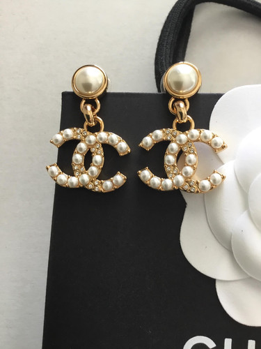 Antique seed pearl - seed,