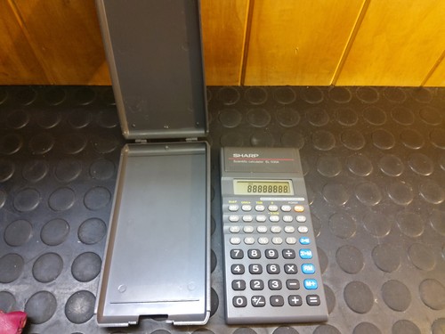 Vecchia calcolatrice sharp - calcolatrice,