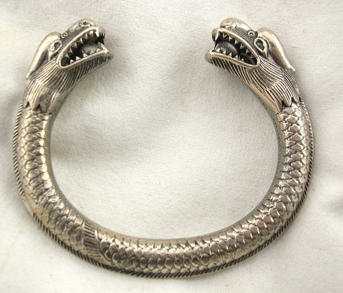 Vintage cina dragon bangle - vintage,