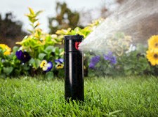 Irrigatore a trasmissione in