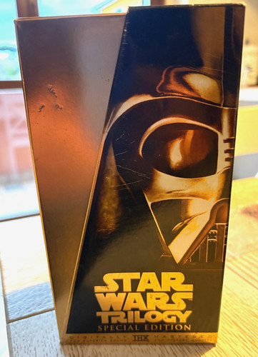 Star wars trilogy formato - star,
