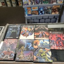 Injustice Gods Among Us: vari