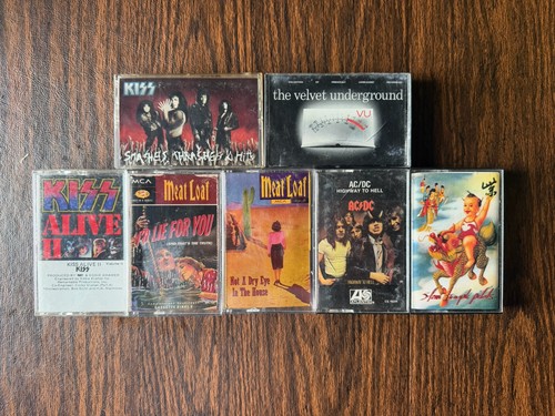 Lot cassette tapes kiss - 7,