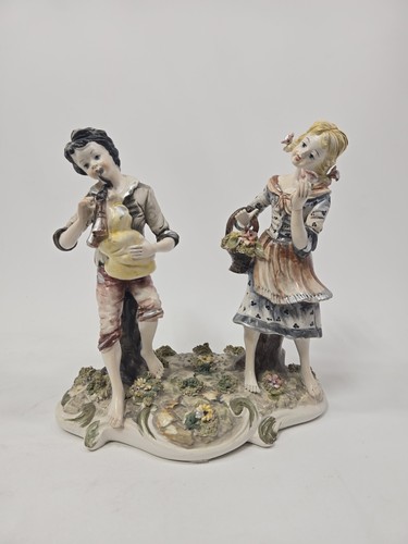 Statuina capodimonte ragazzo - ragazzo, e