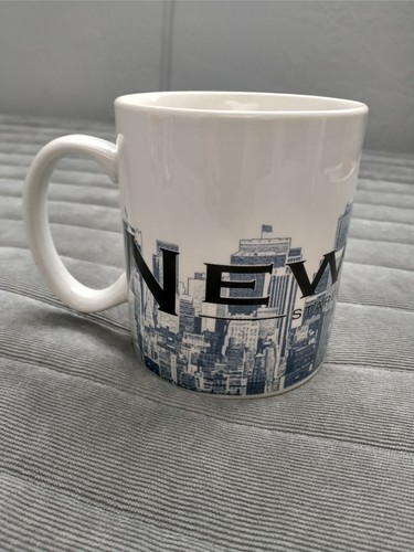 New york city starbucks - city, •