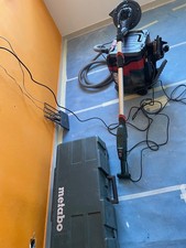 levigatrice a stelo per muri e cartongesso  metabo