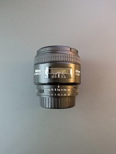 📷 Nikon AF Nikkor 85mm