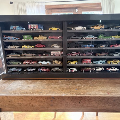 Hot wheels vetrina per auto - hot,