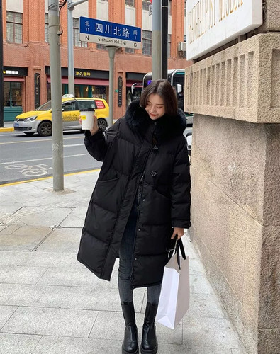 Piumino lungo imbottito nero - piumino,