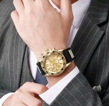 Orologio Sportivo Moda Uomo Casual Vips Men Colore ORO. Bello E Leggero