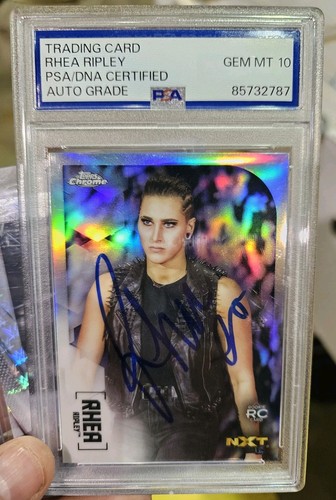 2020 topps chrome wwe - 2020, firmato
