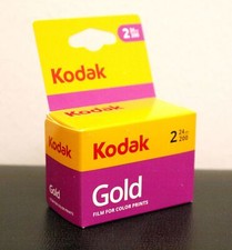 2 PELLICOLE KODAK GOLD 135 DX 35 MM. 24 POSE 200 ISO BIPACK