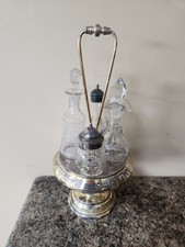 Antico Meriden Silver Plate Co Cruet Set, #3011, epoca vittoriana, con 4 vetri...