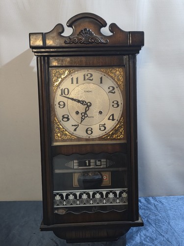 Orologio pendolo con datario - a,