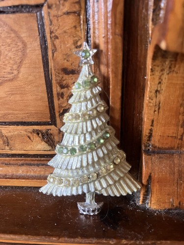 Christmas tree brooch signed - christmas,