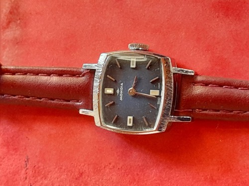 Orologio meccanico vintage