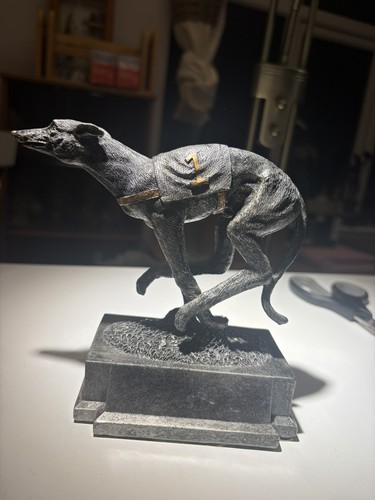 Rara statuina vintage cane