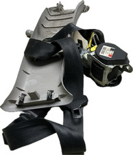 Pretensionatore cintura