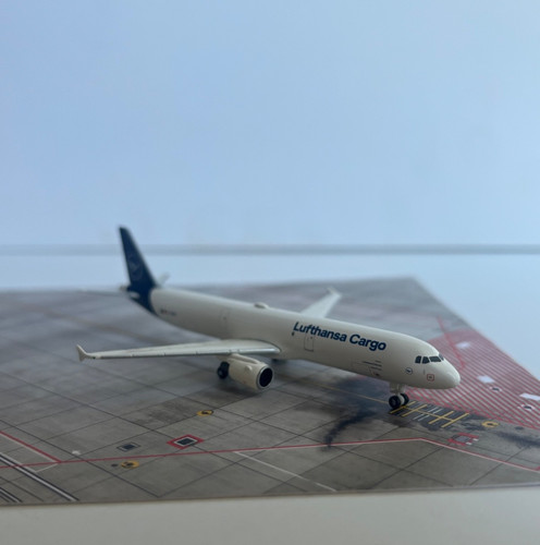 Herpa wings lufthansa - wings, cargo