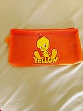 Lovely Tweety Yellow  astuccio originale con logo evidenziato